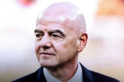 Infantino bị khiếu nại: Bóng đá gia tăng sức ép lên Chủ tịch FIFA