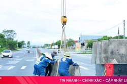 Đóng 2 điểm mở dải phân cách trên quốc lộ 1 ở Hà Tĩnh