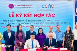Chương trình hợp tác xây dựng chăm sóc sức khỏe học đường toàn diện