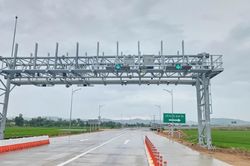 Từ ngày 14/8 bắt đầu thu phí 5 dự án cao tốc đoạn từ Quảng Ngãi-Nha Trang
