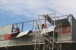 Chính thức tháo dỡ trạm thu phí cầu Đồng Nai