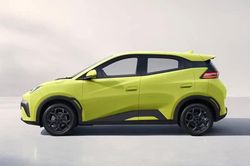 Xe điện mini thiết kế cá tính, giá gần 300 triệu đồng