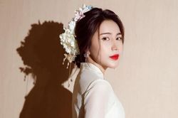 Thủy Tiên vẫn chưa buông bỏ ở tuổi 41