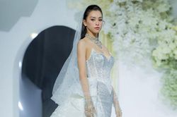 Tiểu Vy đón tin vui ở tuổi 26