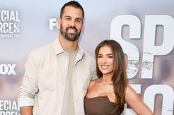 Jessie James Decker ngỏ ý muốn sinh con thứ 5, chồng lập tức 'bỏ chạy'