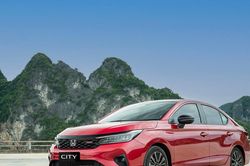 Honda Việt Nam bán hơn 181.000 xe trong tháng 7, nhưng doanh số ô tô và xe máy vẫn giảm