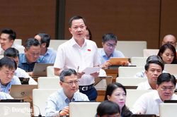 Phân quyền triệt để đi đôi với kiểm soát quyền lực, nâng cao vai trò của HĐND