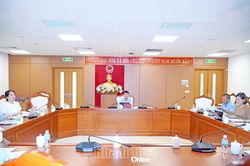Quan tâm đẩy mạnh ứng dụng công nghệ thông tin trong theo dõi xử lý đơn, thư