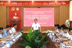 Đoàn công tác số 1 của Thường trực HĐND tỉnh làm việc với các xã