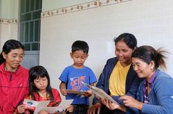 'Ðịa chỉ tin cậy' bảo vệ phụ nữ, trẻ em yếu thế
