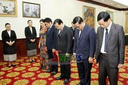 Đoàn đại biểu tỉnh Sơn La viếng Chủ tịch Quốc hội Lào Xaysomphone Phomvihane
