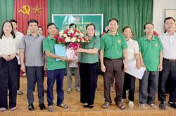 Ra mắt chi hội nông dân nghề nghiệp chăn nuôi trâu sinh sản