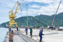 Tăng tốc đưa bến tổng hợp - container cảng Chân Mây về đích