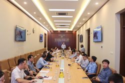 Tiếp tục hoàn thiện dự thảo Luật Giao dịch hàng hóa phái sinh, tạo hành lang pháp lý công khai, minh bạch cho thị trường Tiếp tục hoàn thiện dự thảo Luật Giao dịch hàng hóa phái sinh, tạo hành lang pháp lý công khai, minh bạch cho thị trường