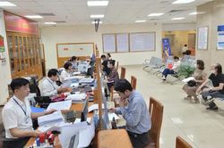 Chính phủ yêu cầu các bộ hoàn thành sắp xếp bộ máy bên trong trong tháng 10