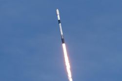 VinSpace hợp tác với SpaceX đưa vệ tinh lên quỹ đạo vào năm 2027