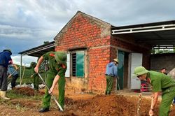 Những mái ấm an yên được dựng xây từ bàn tay của Công an cơ sở