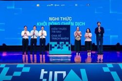 Hành trình xây dựng niềm tin số:  Bài 2: 'Không một mình' trên không gian mạng