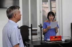Lái xe Mercedes hành hung tài xế taxi nhận án 6 tháng tù