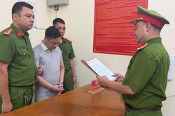 Phú Thọ: Khởi tố nhân viên thu hồi nợ chiếm giữ gần 40 triệu đồng