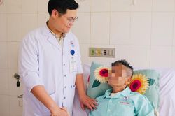 Chạy đua với thời gian cứu người đàn ông ngừng tuần hoàn do nhồi máu cơ tim cấp