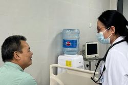 Ăn thịt chó để bồi bổ sức khỏe sau xạ trị, bệnh nhân ung thư bị rối loạn đông máu nghiêm trọng