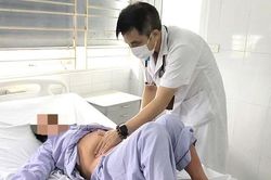 Sốt xuất huyết vào mùa cao điểm, cảnh báo thời điểm dễ chuyển nặng