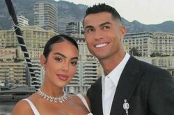 Vợ chồng Ronaldo giàu cỡ nào