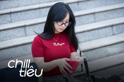 Lương 20 triệu đồng, cuối tháng vẫn về 0