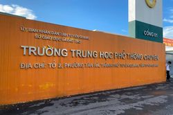 Bộ GD&ĐT lập đoàn giám sát thi lại tại chuyên Tuyên Quang