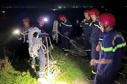 Cứu nữ sinh viên rơi xuống vực sâu ở bán đảo Sơn Trà