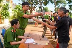 Gia Lai: Lan tỏa mô hình vận động thu hồi vũ khí nơi cơ sở