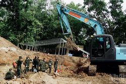 Tiếp tục quy tập được 25 bộ hài cốt liệt sĩ tại Công viên Lê Thị Riêng