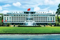 Sòng phẳng trong tiếp cận sản phẩm văn hóa