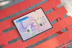 Galaxy Z Fold 8 quá chạy khiến Samsung phải làm thêm 1 triệu chiếc