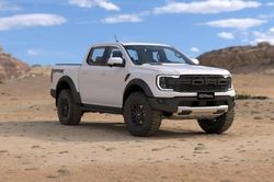 Top 4 xe bán tải bán chạy nhất tháng 7/2026: Ford Ranger lấy lại ngôi vương