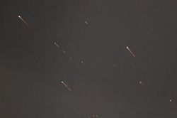 Loạt tên lửa, UAV dội xuống Yemen, xung đột lại phủ bóng Marib và Mokha