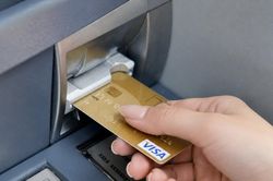 Liệt kê 4 lỗi thẻ ATM thường gặp và cách khắc phục