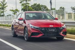Top 10 xe bán chậm tháng 7: Hyundai Elantra lần đầu 'đội sổ'