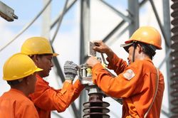 Bộ Công Thương lập tổ công tác 49 thành viên xây dựng đề án tái cơ cấu ngành điện