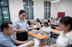 TPHCM tạm ngừng tuyển dụng giáo viên để chuẩn bị sáp nhập trường học