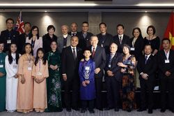 Tổng Bí thư, Chủ tịch nước gặp cán bộ sứ quán và người Việt Nam tại New Zealand