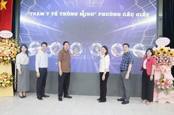 Trạm Y tế phường Cầu Giấy ra mắt mô hình 'Trạm Y tế thông minh'