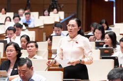 Người n&ocirc;ng d&acirc;n dễ bị thiệt hại khi bu&ocirc;ng lỏng hậu kiểm trong lĩnh vực n&ocirc;ng nghiệp
