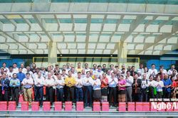 Chủ tịch UBND tỉnh Nghệ An gặp mặt 65 người có uy tín tiêu biểu trong đồng bào dân tộc thiểu số
