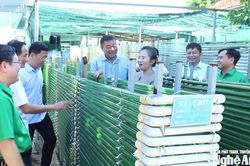 Phó Bí thư Tỉnh ủy Võ Thị Minh Sinh làm việc với Công ty Cổ phần Khoa học Công nghệ Tảo VN