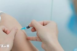 Tổng thống Trump ký sắc lệnh thay đổi khuyến nghị tiêm vaccine cho trẻ em