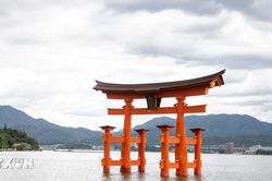Đền Itsukushima - tuyệt tác kiến trúc giữa biển trời Hiroshima của Nhật Bản