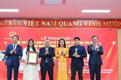 Bộ Công Thương trao giải cuộc thi chính luận bảo vệ nền tảng tư tưởng của Đảng