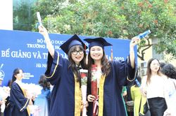 Điểm chuẩn các trường sư phạm ở mức cao, nhiều ngành áp sát 30 điểm